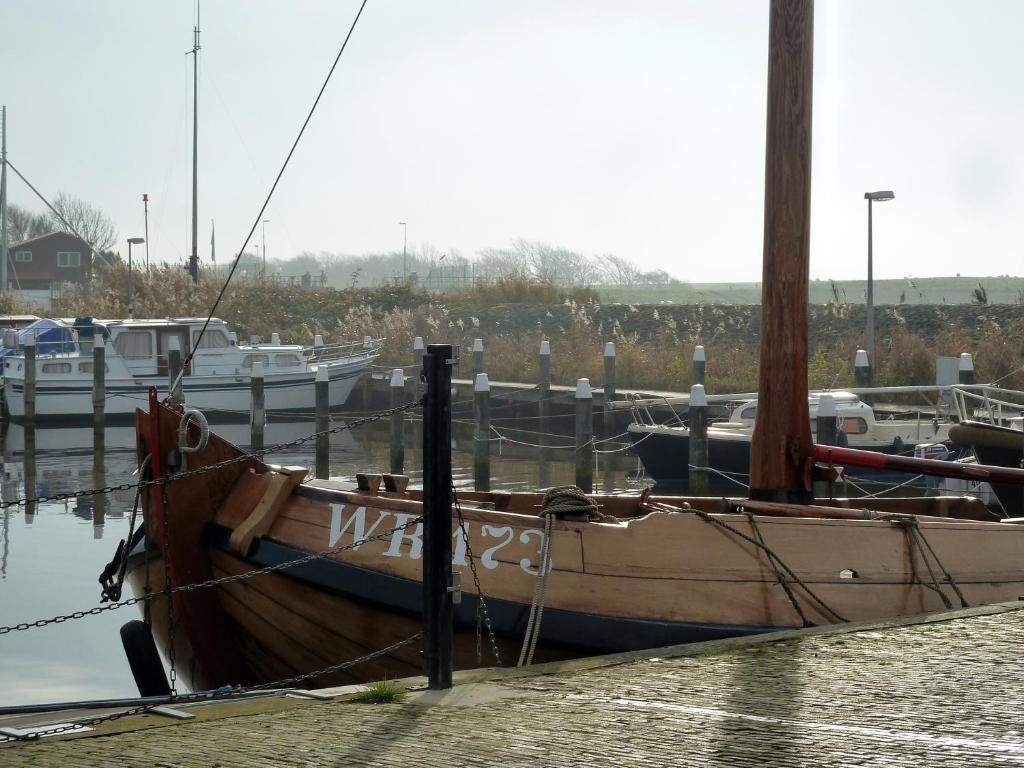 Bed En Breakfast De Pauw Wieringerwaard Bagian luar foto